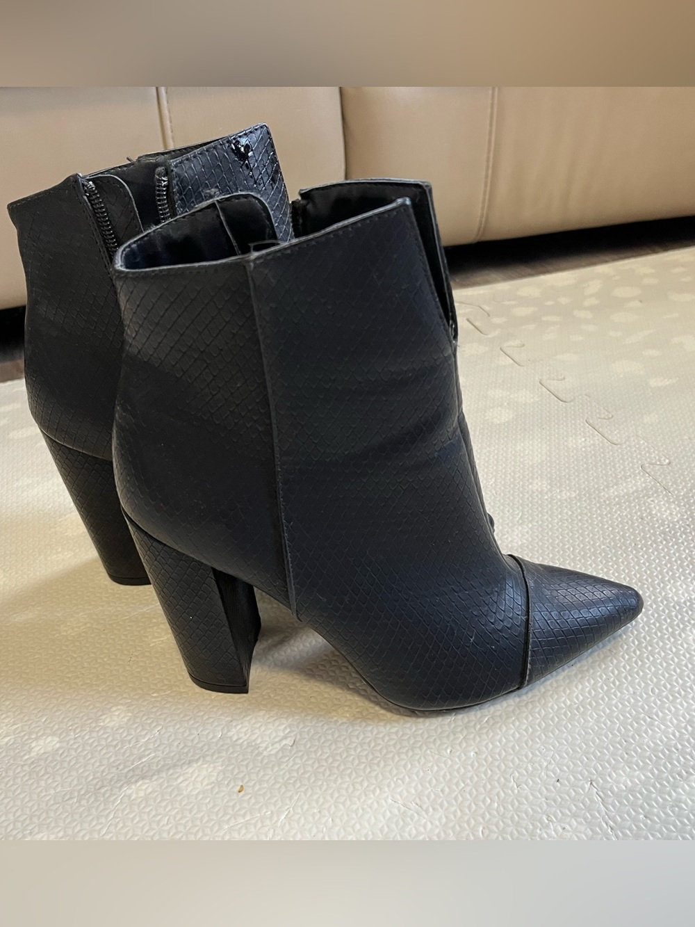 Qupid Black Textured Pointed Ankle Booties